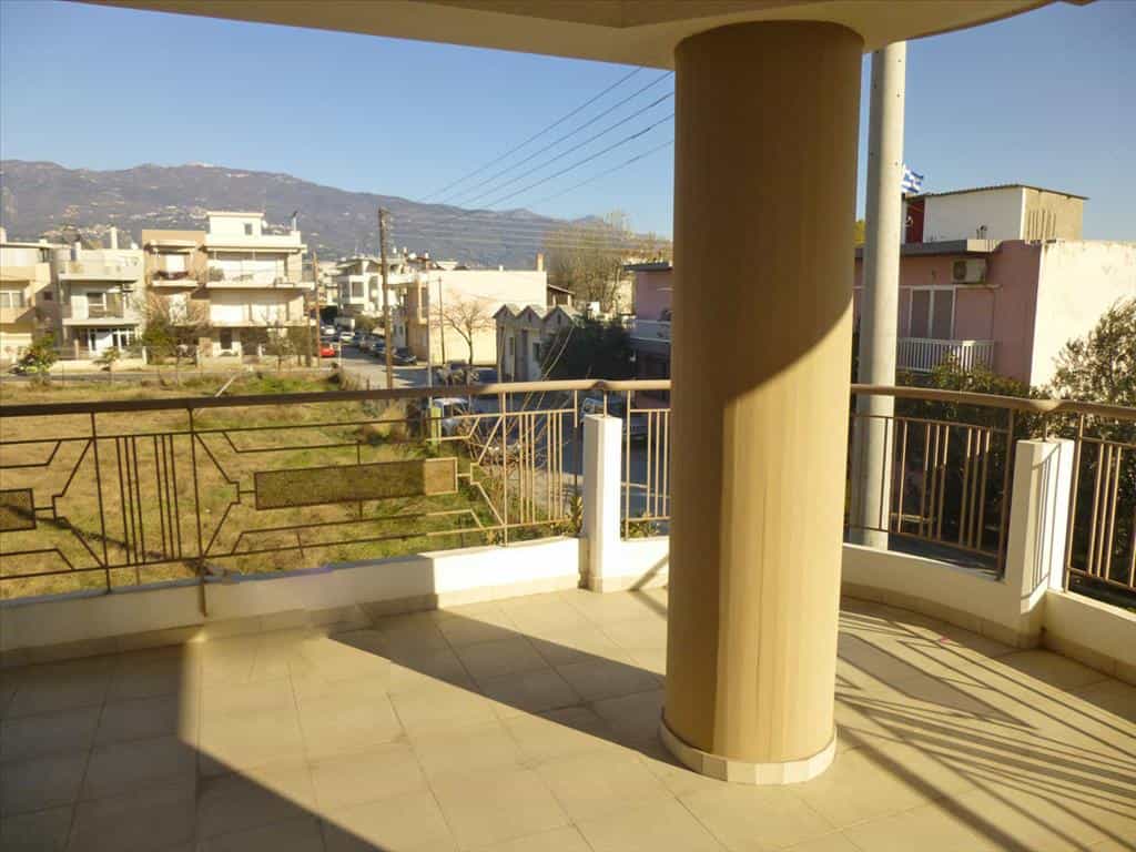 Condominium in Volos, Thessalia 11493444