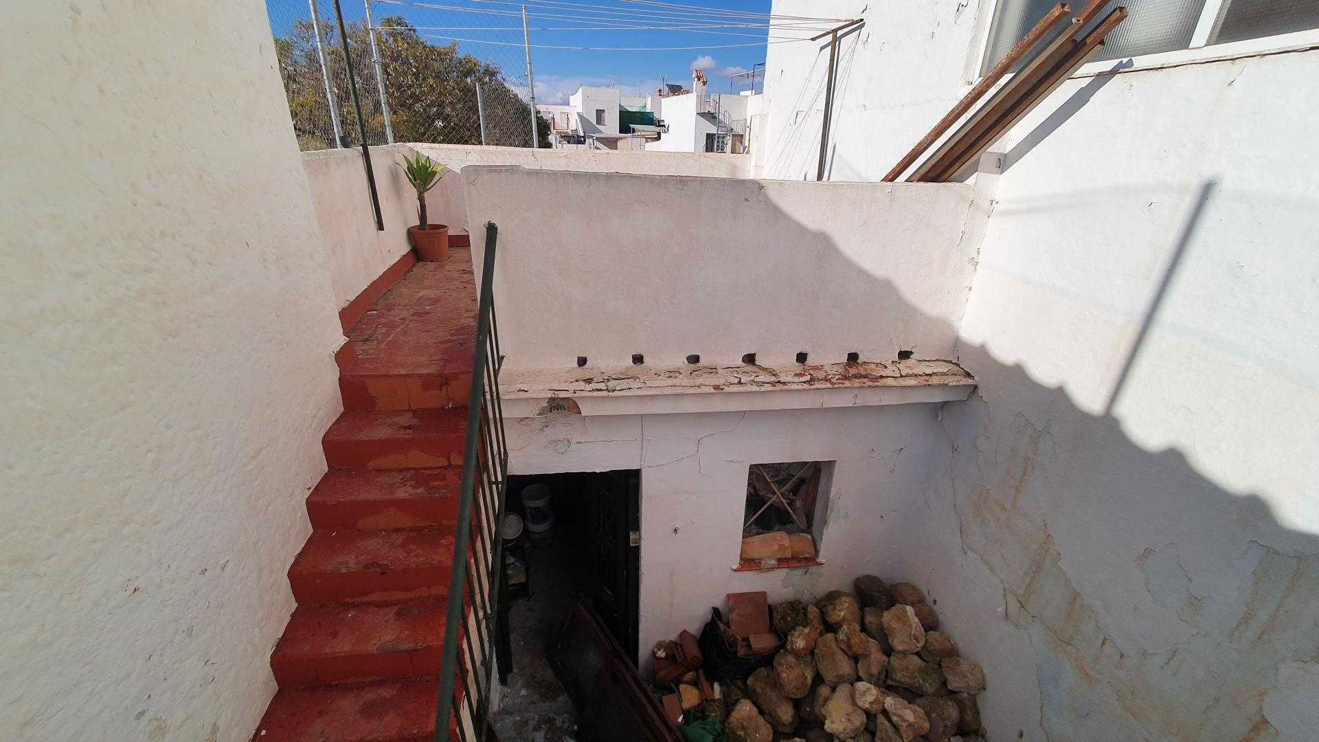 房子 在 Alhaurín el Grande, Andalucía 11497860