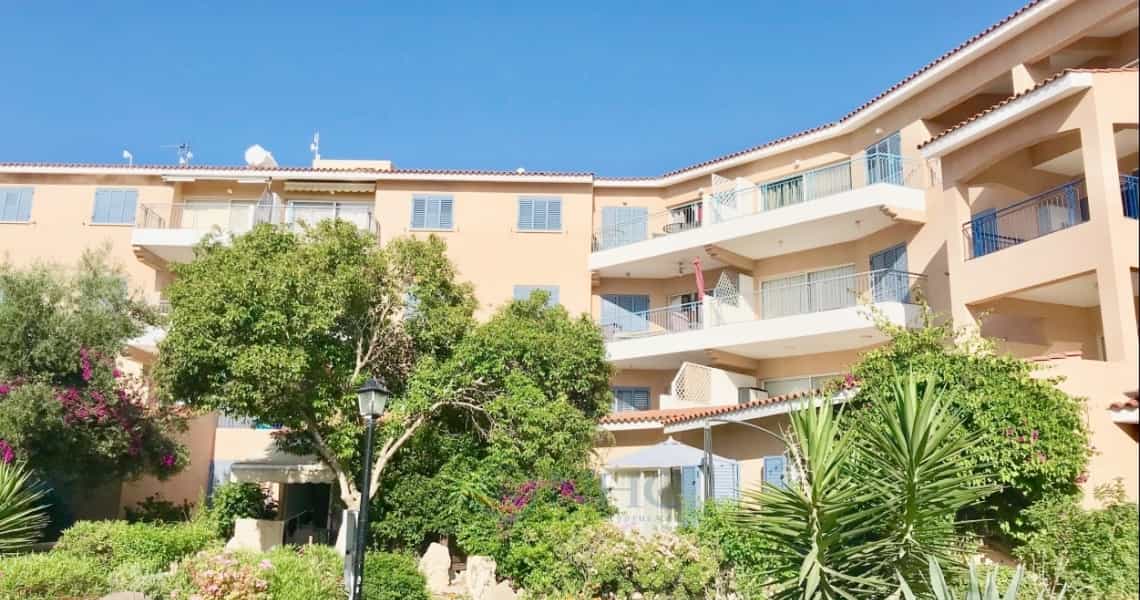 Condominium in Paphos, Pafos 11499296