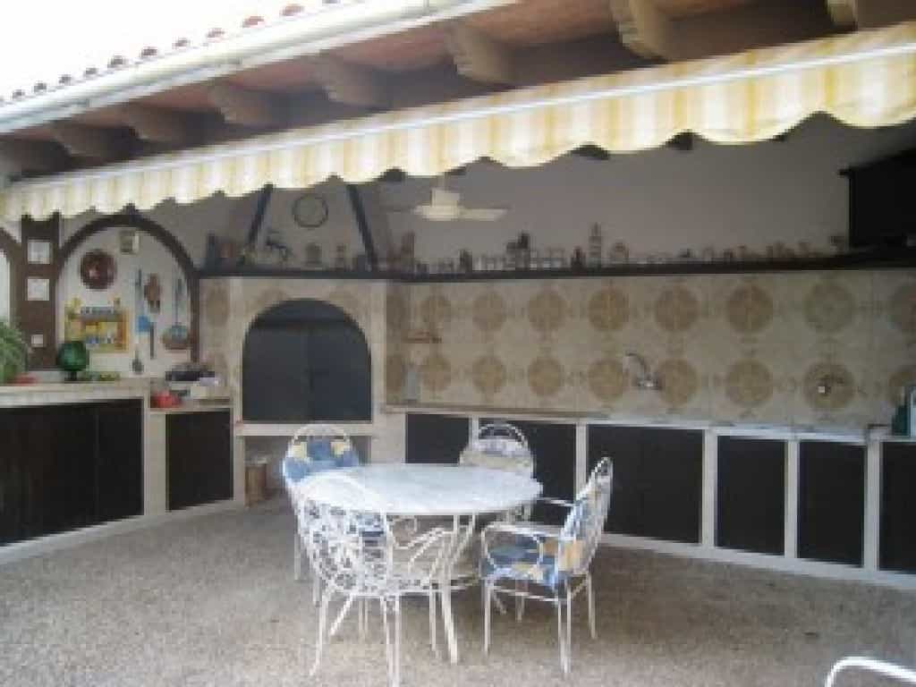 Rumah di La Nucia, Valencia 11501321