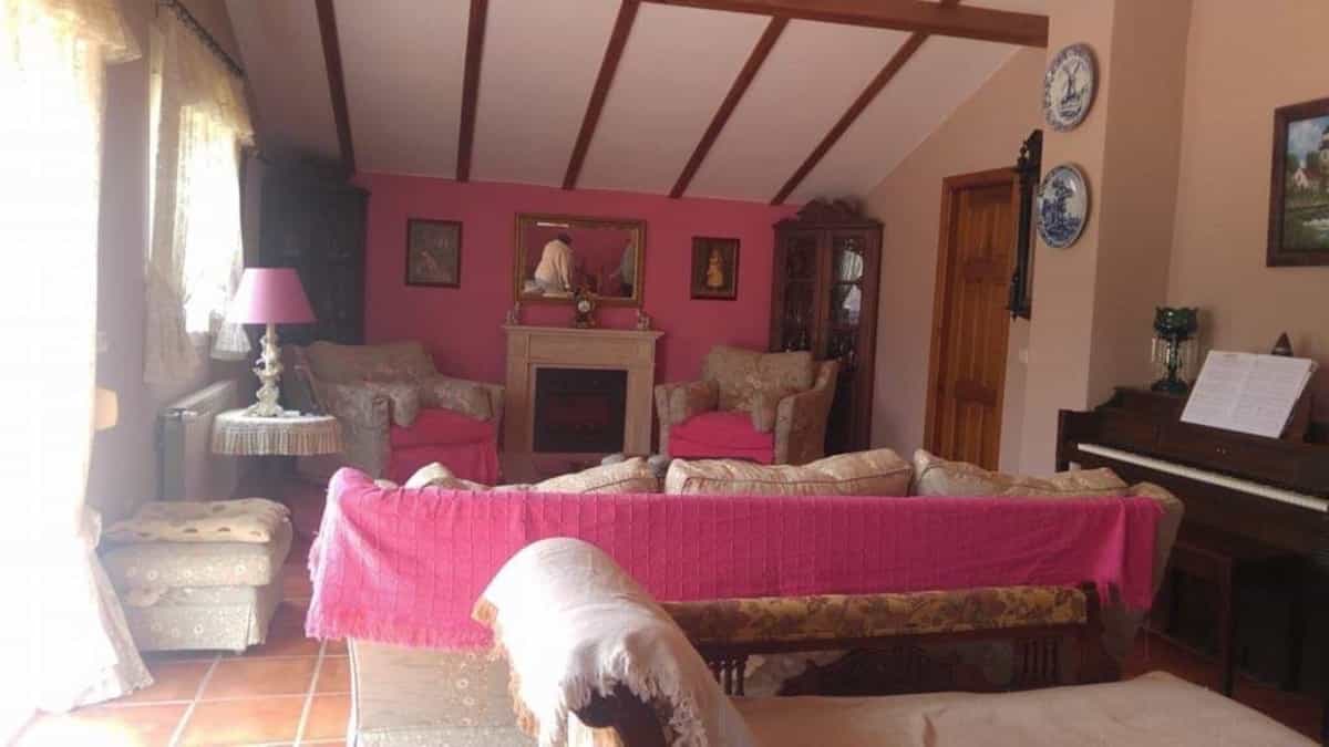 Dom w Yunquera, Andaluzja 11501919