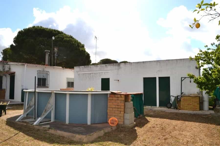 σπίτι σε Bonares, Andalusia 11501979