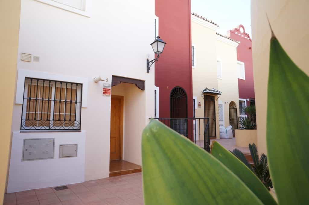 Rumah di Churriana, Andalusia 11502025