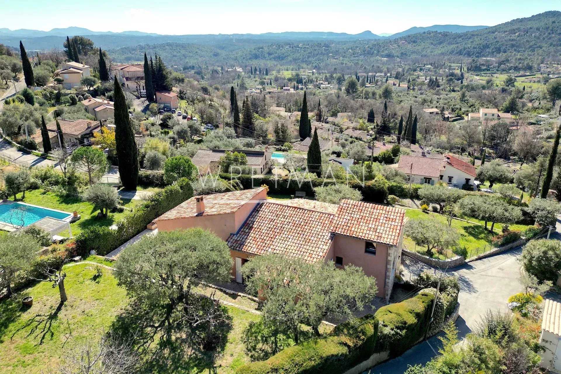 Annen i Seillans, Provence-Alpes-Cote d'Azur 11502479