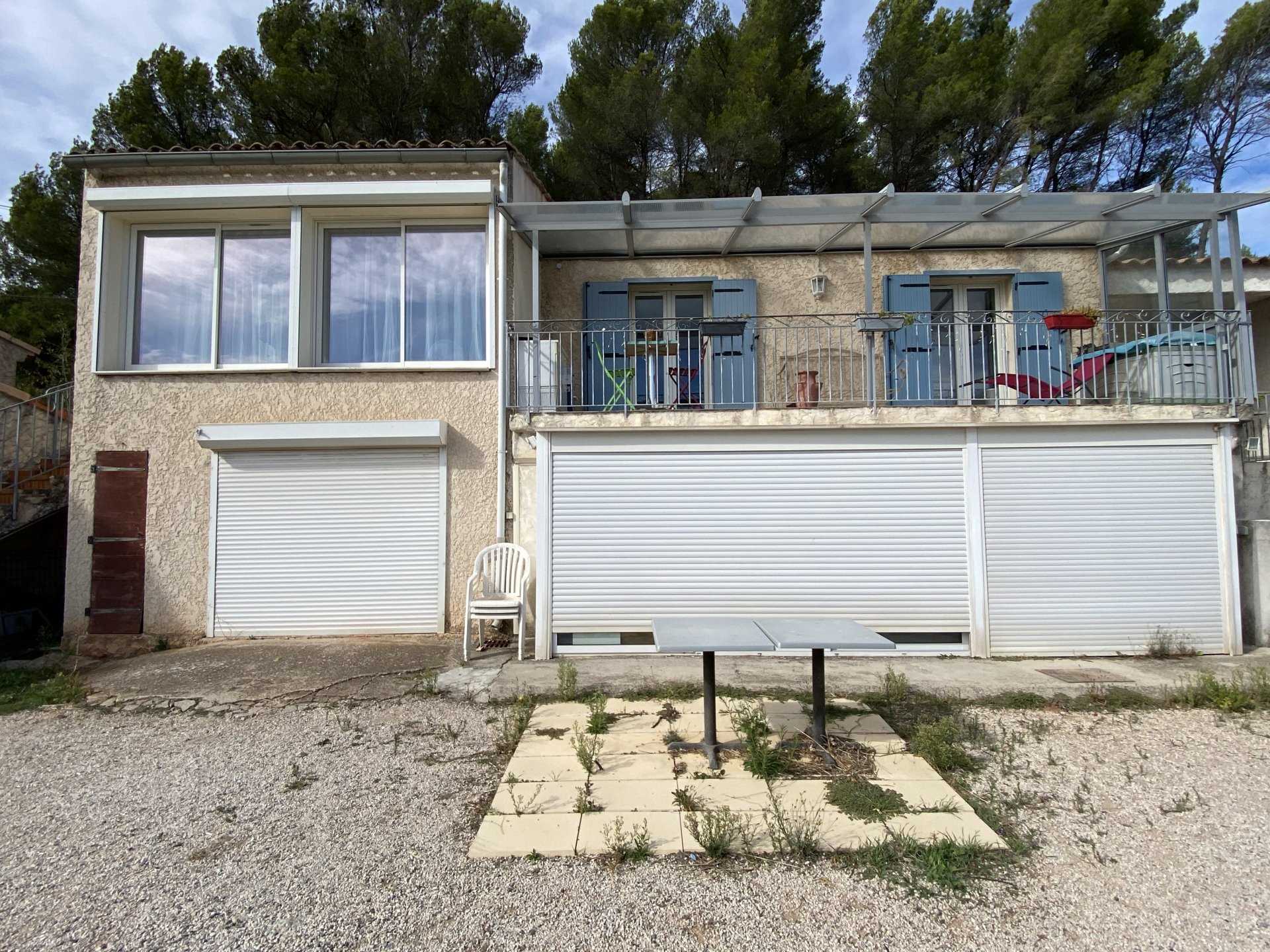 σπίτι σε Meyreuil, Provence-Alpes-Cote d'Azur 11502574