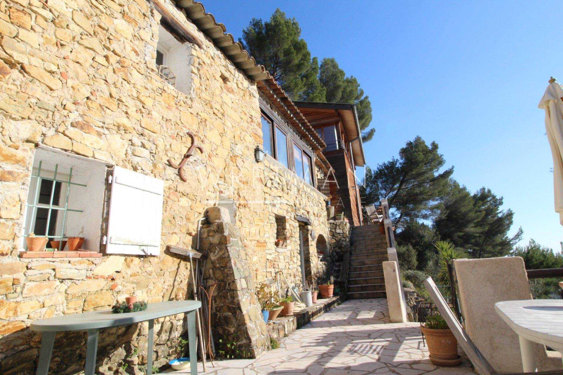 Hus i Castellar, Provence-Alpes-Cote d'Azur 11502576