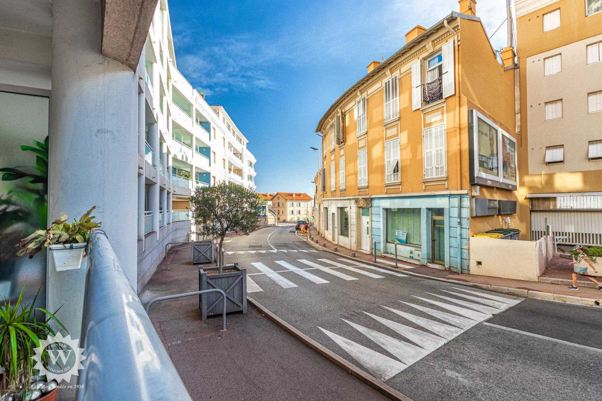 Condominium in Saint-Antoine, Provence-Alpes-Cote d'Azur 11502607