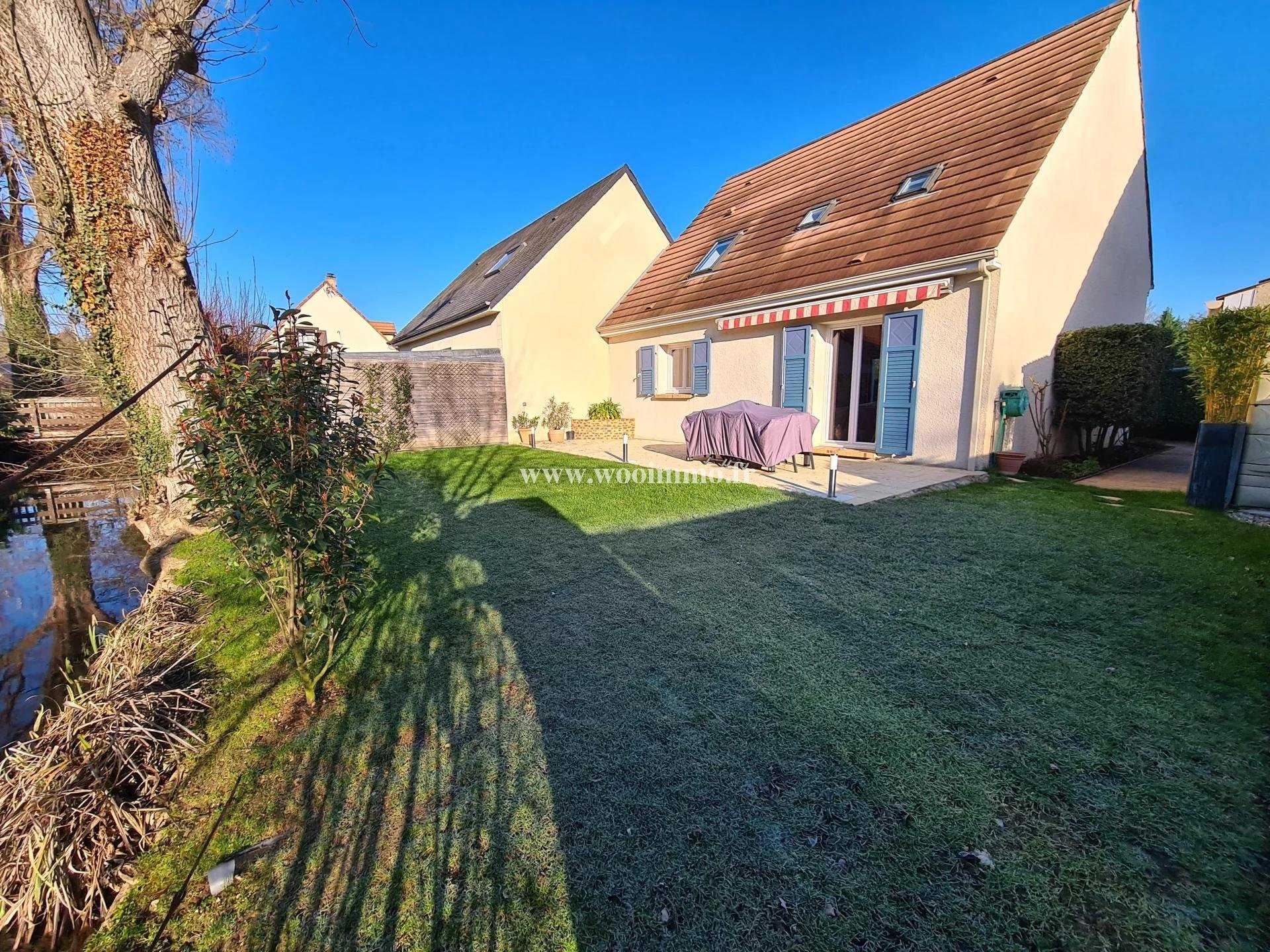 House in Evreux, Normandie 11502698