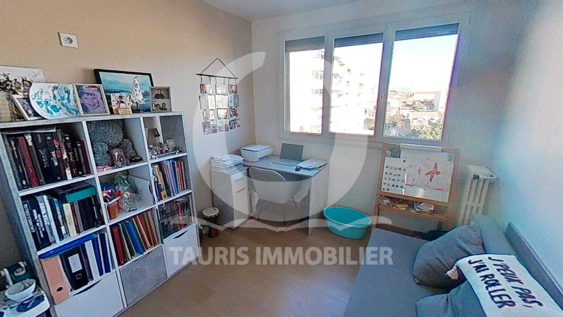 公寓 在 Marseille 10ème, Bouches-du-Rhône 11502758