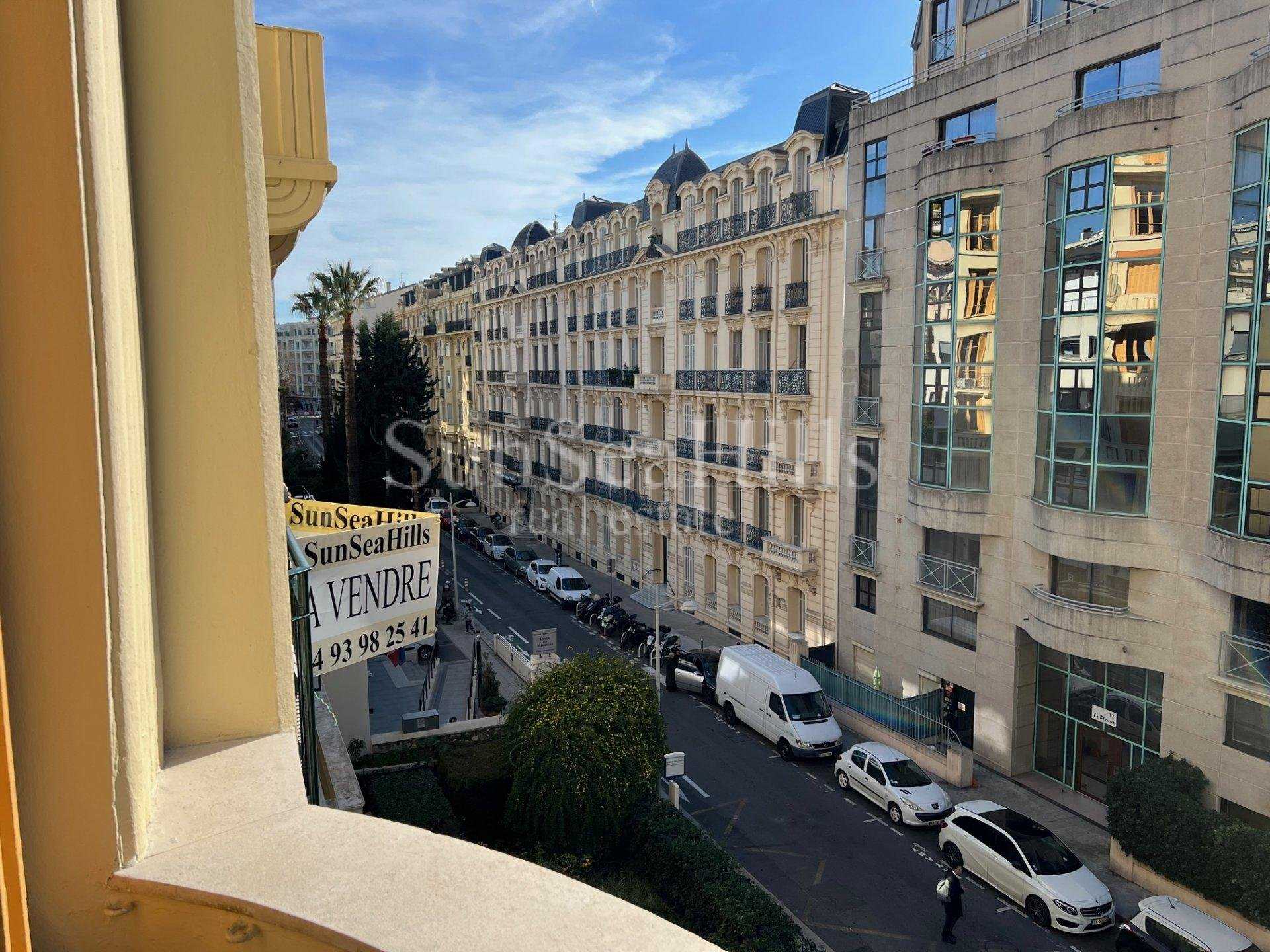 Condominium dans Nice, Alpes-Maritimes 11502827