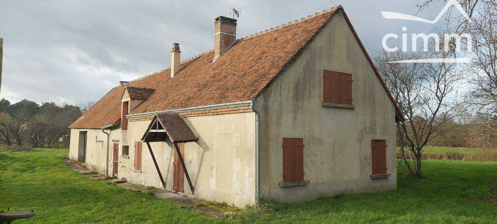 Residential in Vitry-aux-Loges, Loiret 11502864