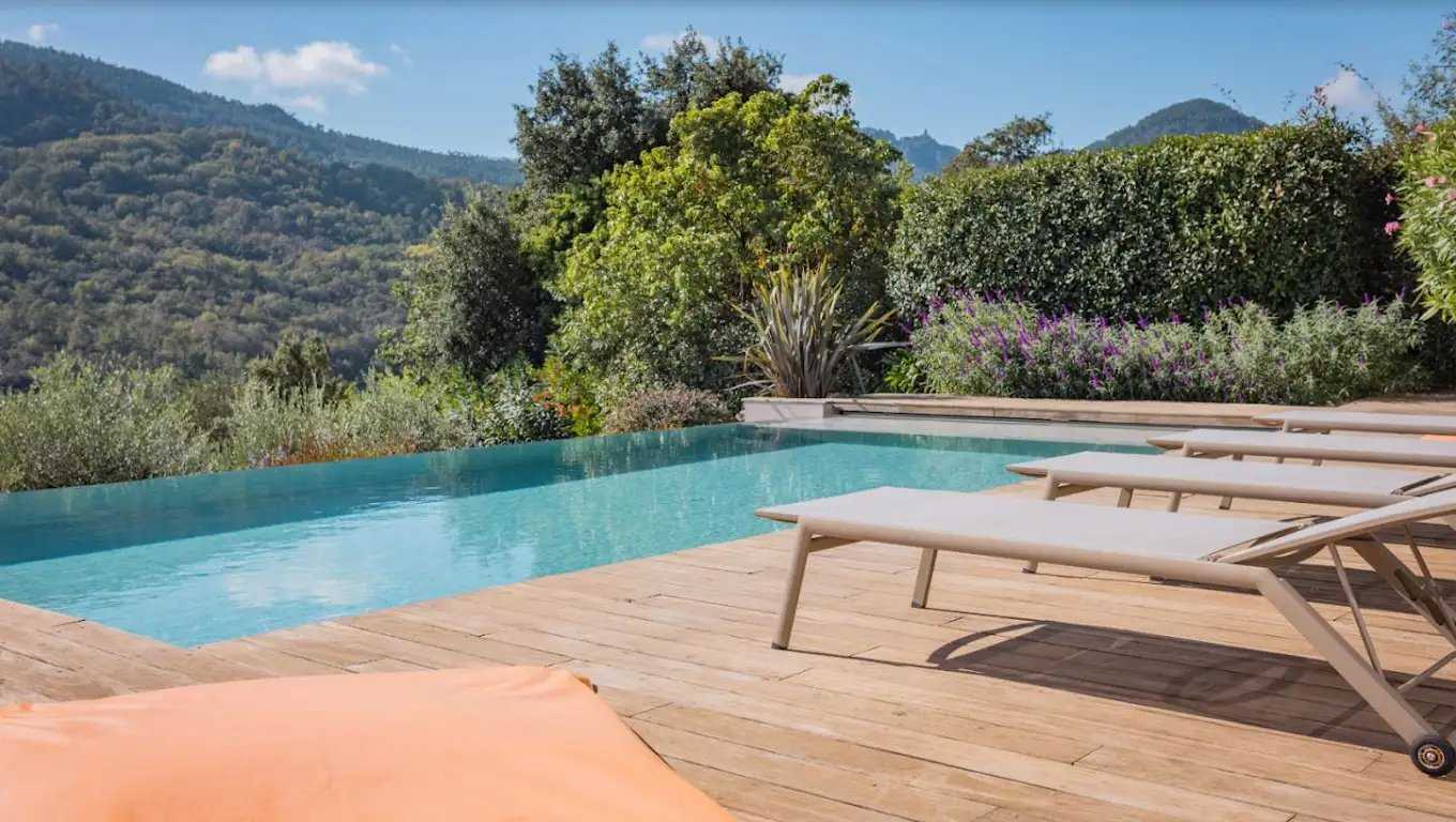 Huis in Tanneron, Provence-Alpes-Côte d'Azur 11502954