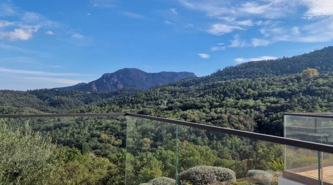 House in Tanneron, Provence-Alpes-Cote d'Azur 11502954
