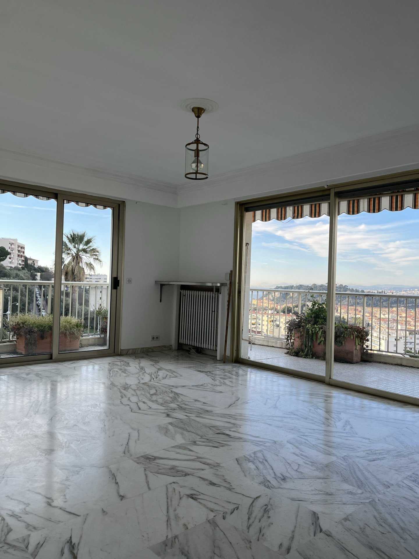 Residential in Nice, Alpes-Maritimes 11502973