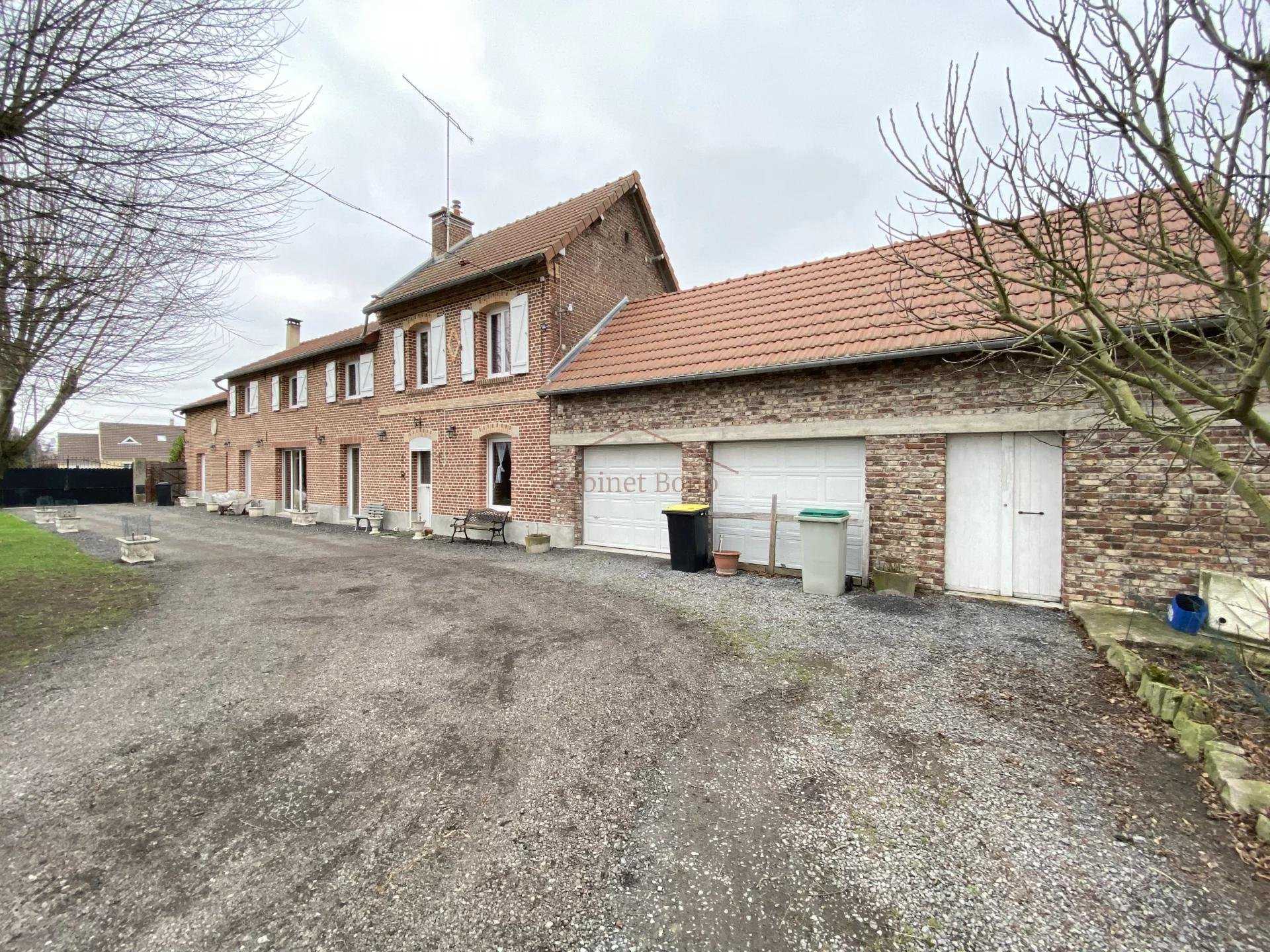 House in Manicamp, Hauts-de-France 11502975