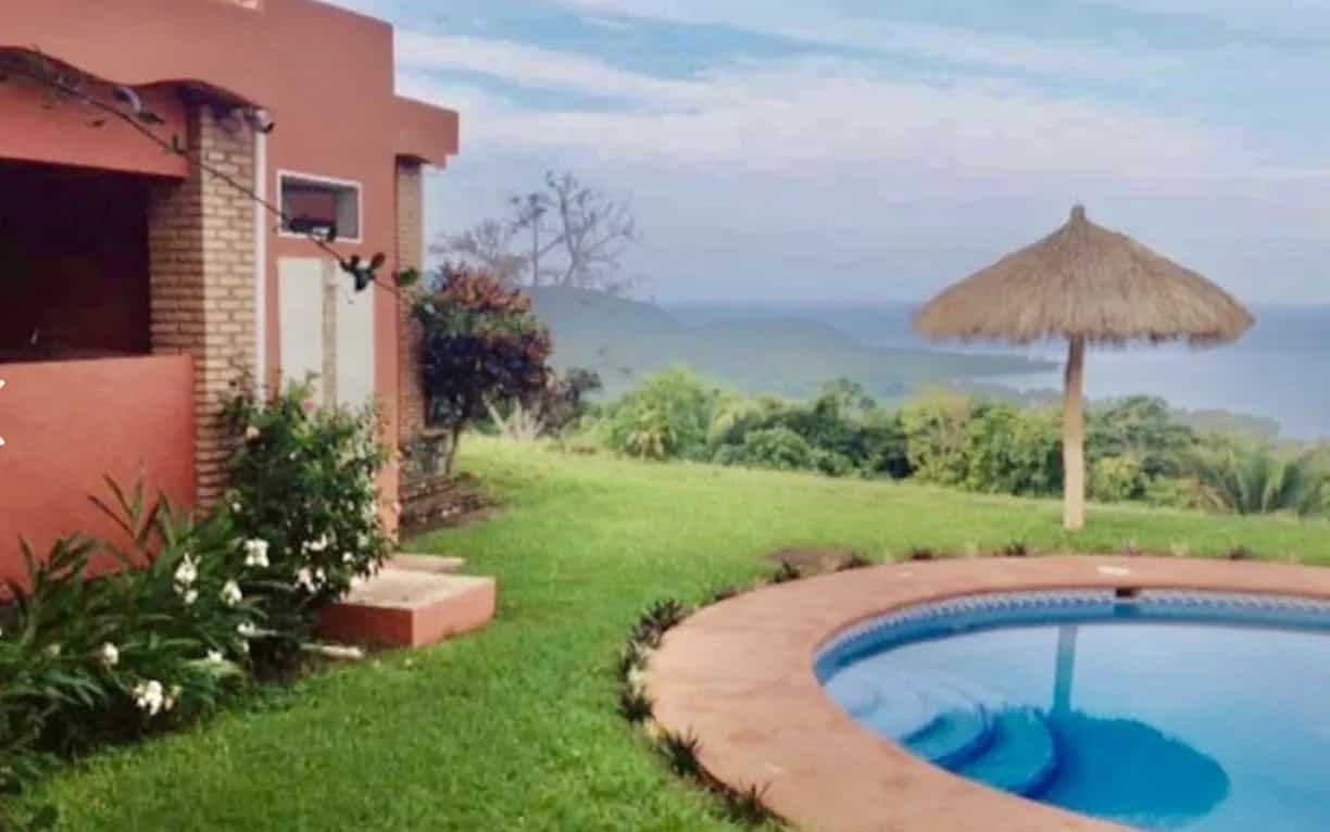 House in Loma Batean, Playa Matanchen 11503301