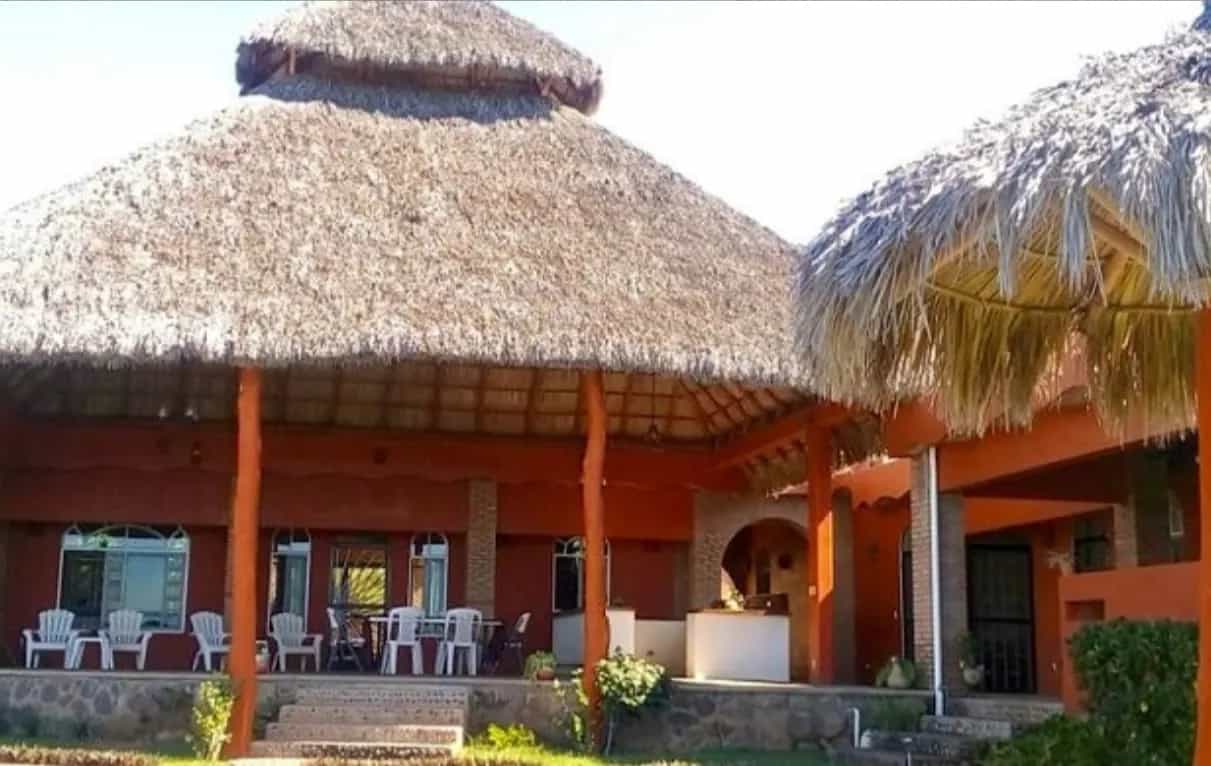 Talo sisään Loma Batean, Playa Matanchen 11503301