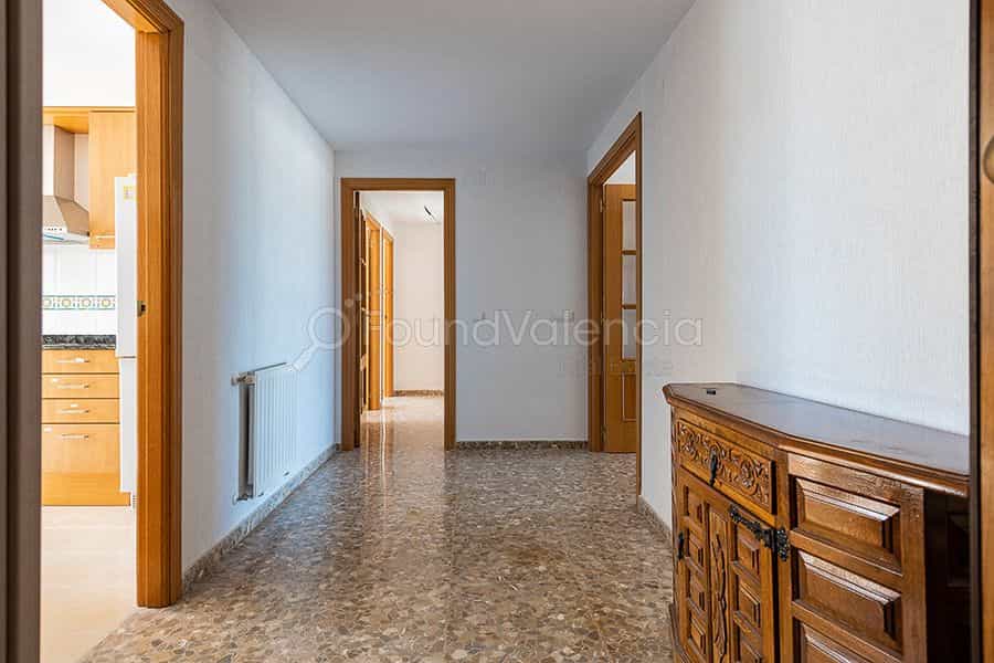 Eigentumswohnung im Burriana, Valencia 11503410