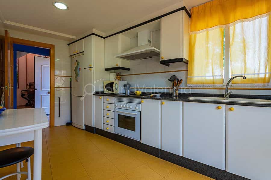 House in Serra, Valencia 11503590