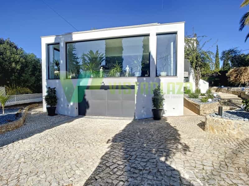 House in Carvoeiro, Faro 11503774