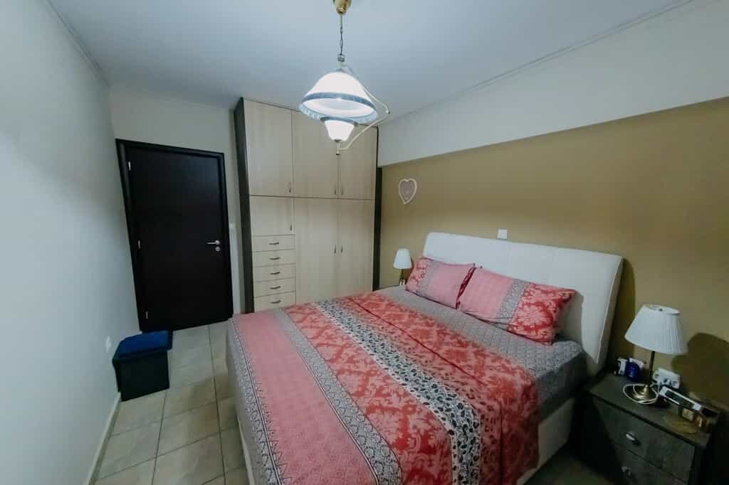 Condominium in Anavissos,  11503885