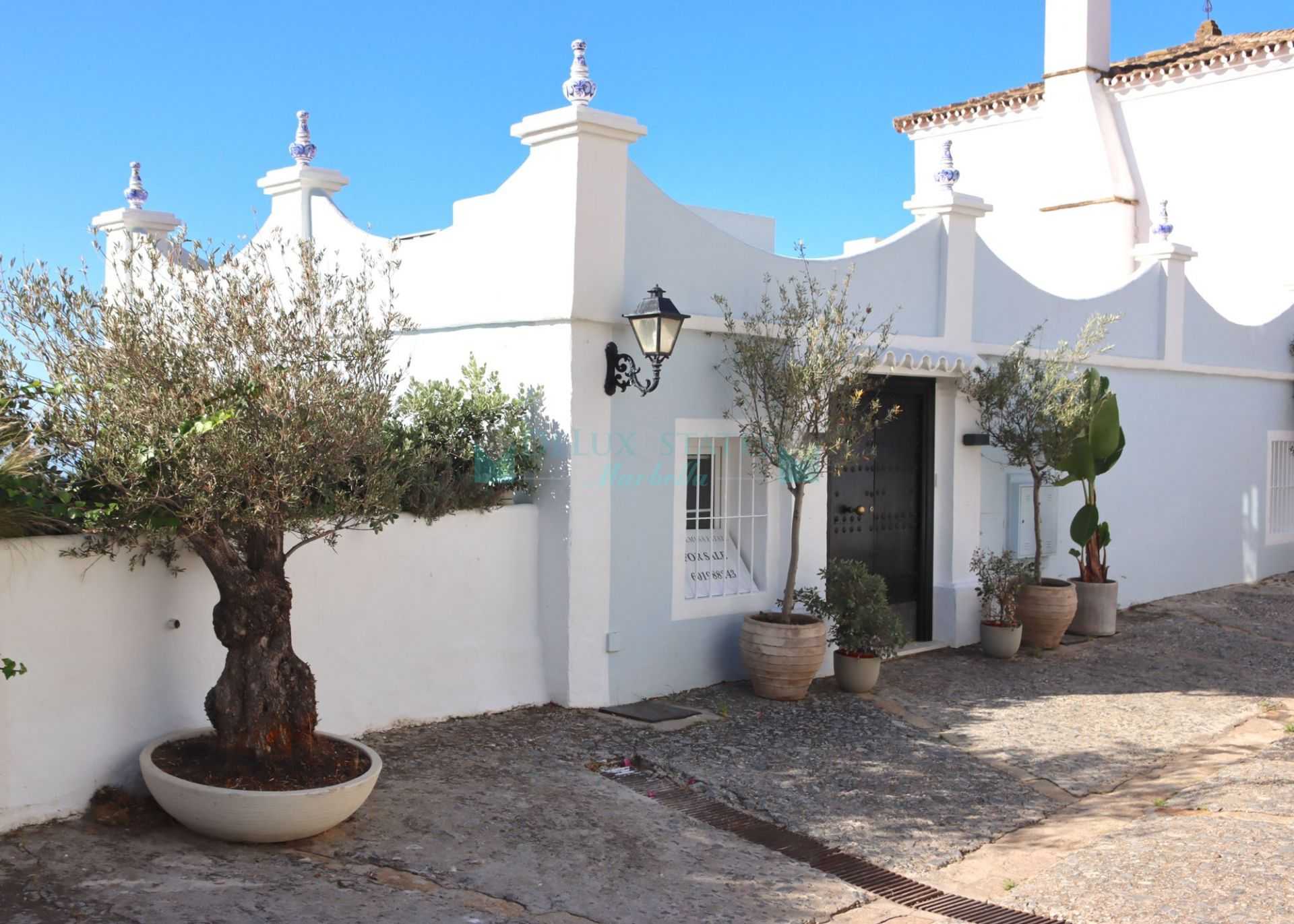 Useita taloja sisään San Pedro de Alcantara, Andalusia 11504152