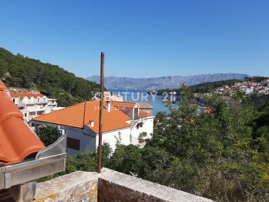 House in Supetar, Split-Dalmatia County 11504452