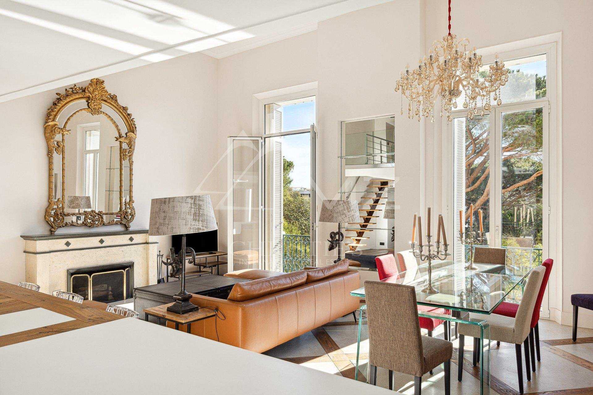 Condominium in Cannes, Provence-Alpes-Cote d'Azur 11505144