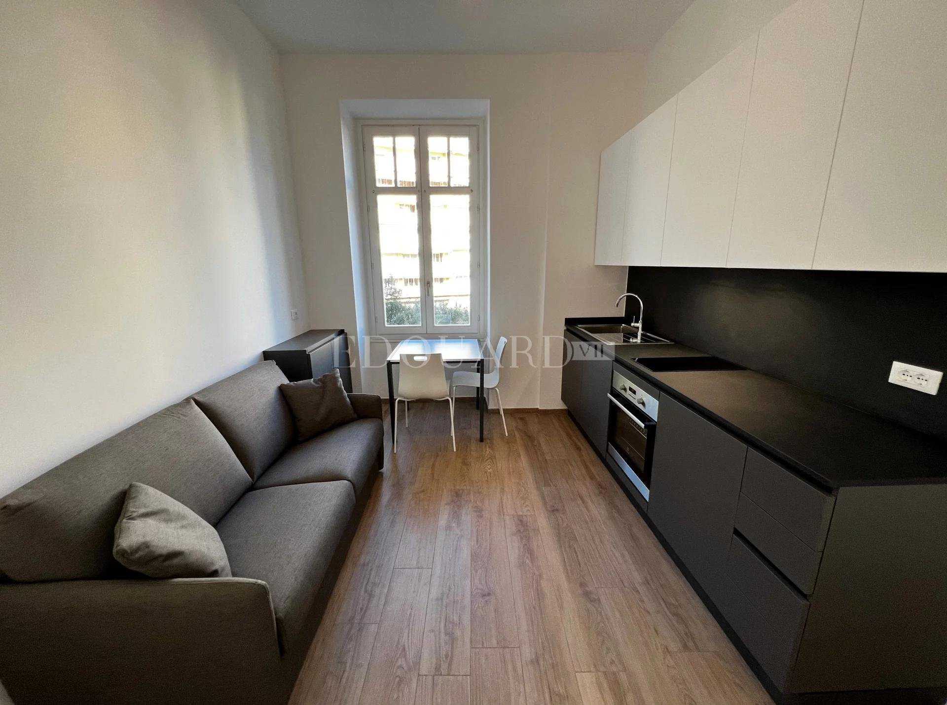Eigentumswohnung im Menton, Provence-Alpes-Côte d'Azur 11505159