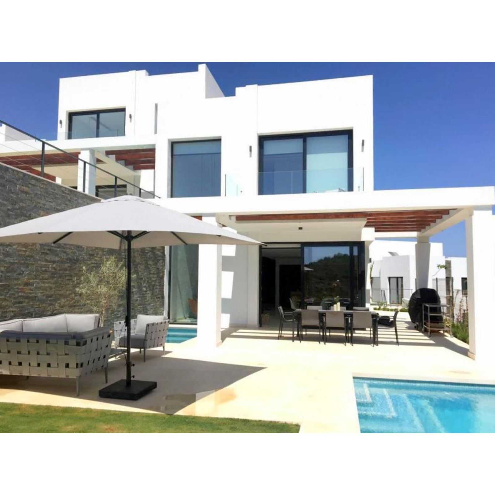 Multiple Houses in Fuengirola, Andalusia 11505556
