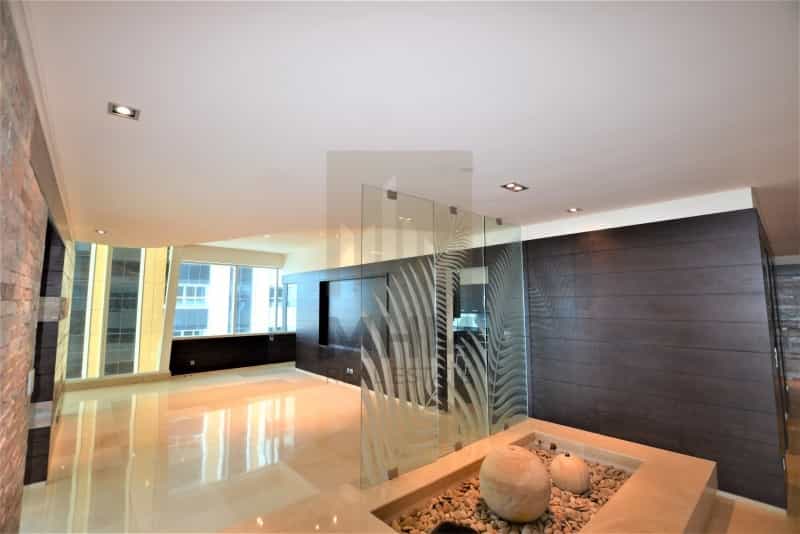 Condominium in Dubai, Dubayy 11506994