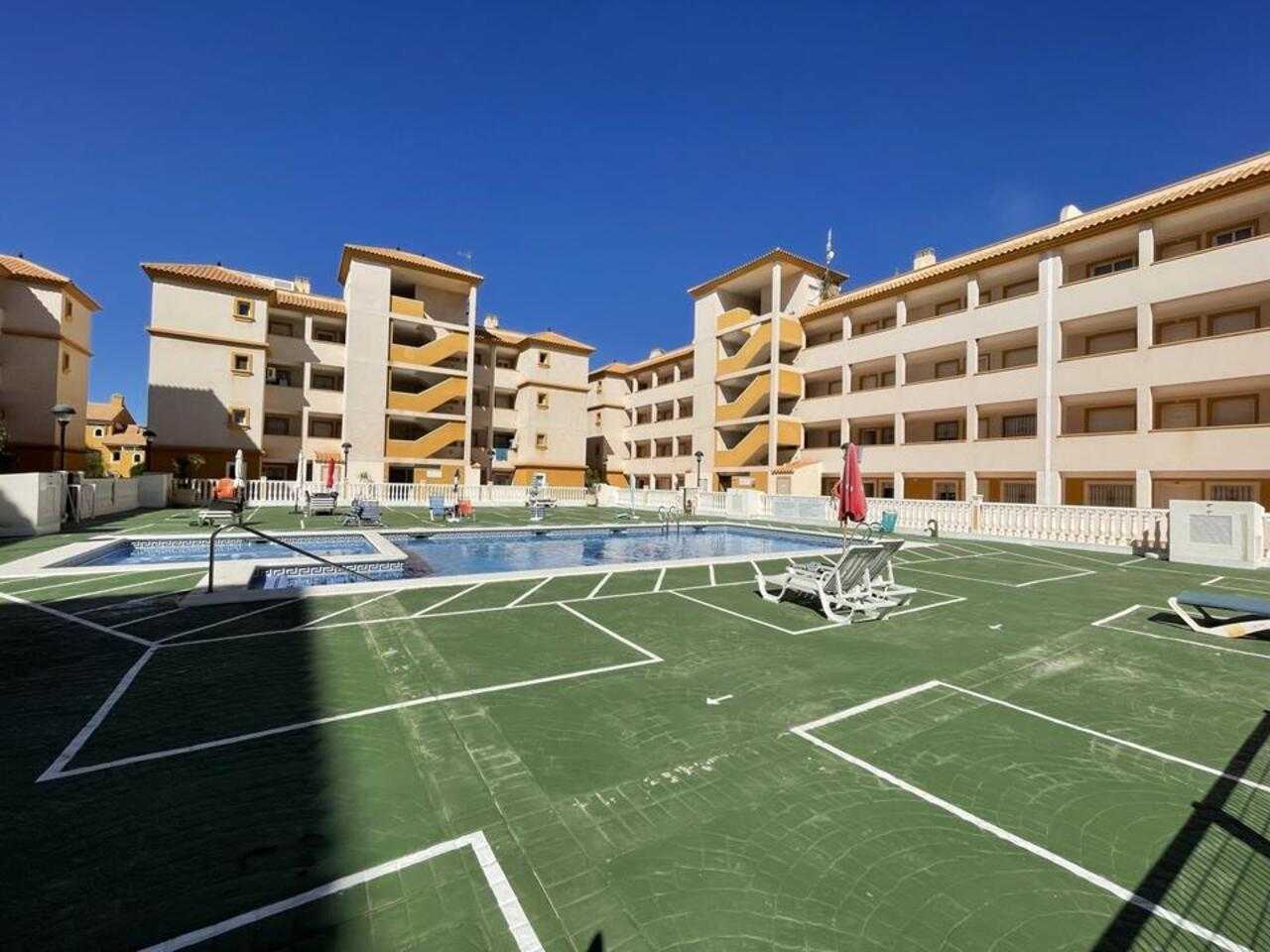Condominium in Los Belones, Murcia 11507072