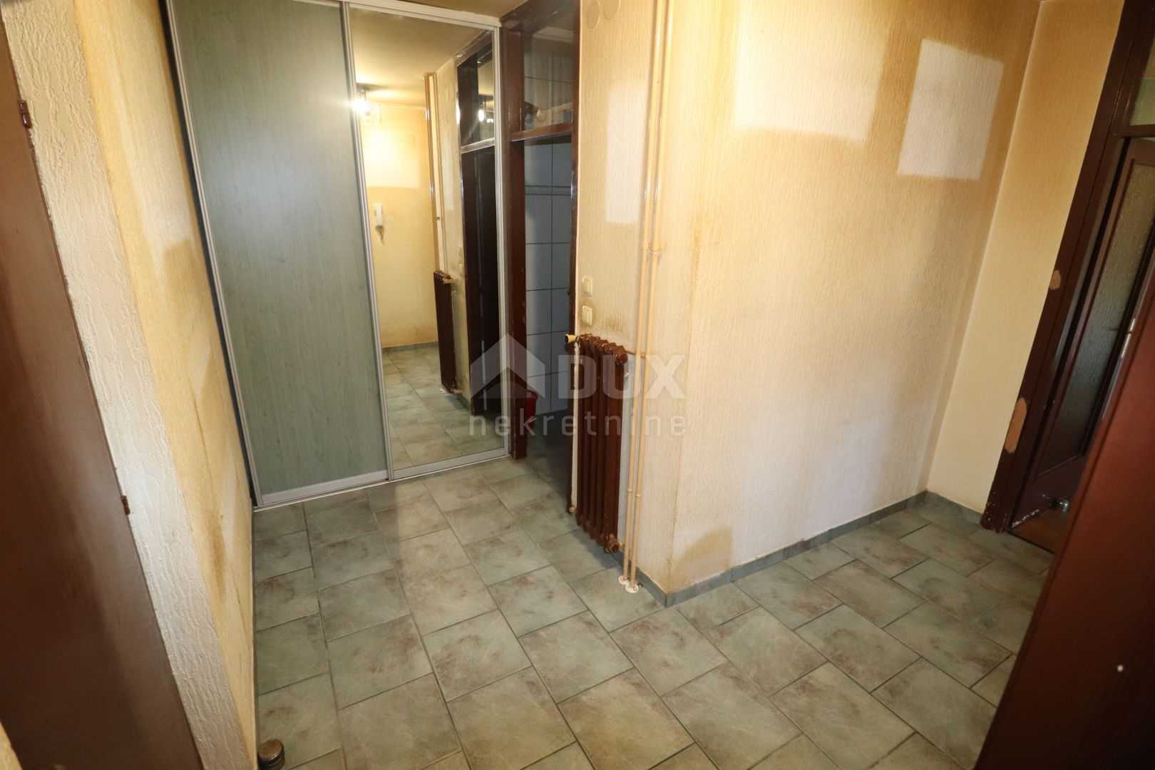 Condominio en Drenova, Primorsko-Goranska Županija 11507450