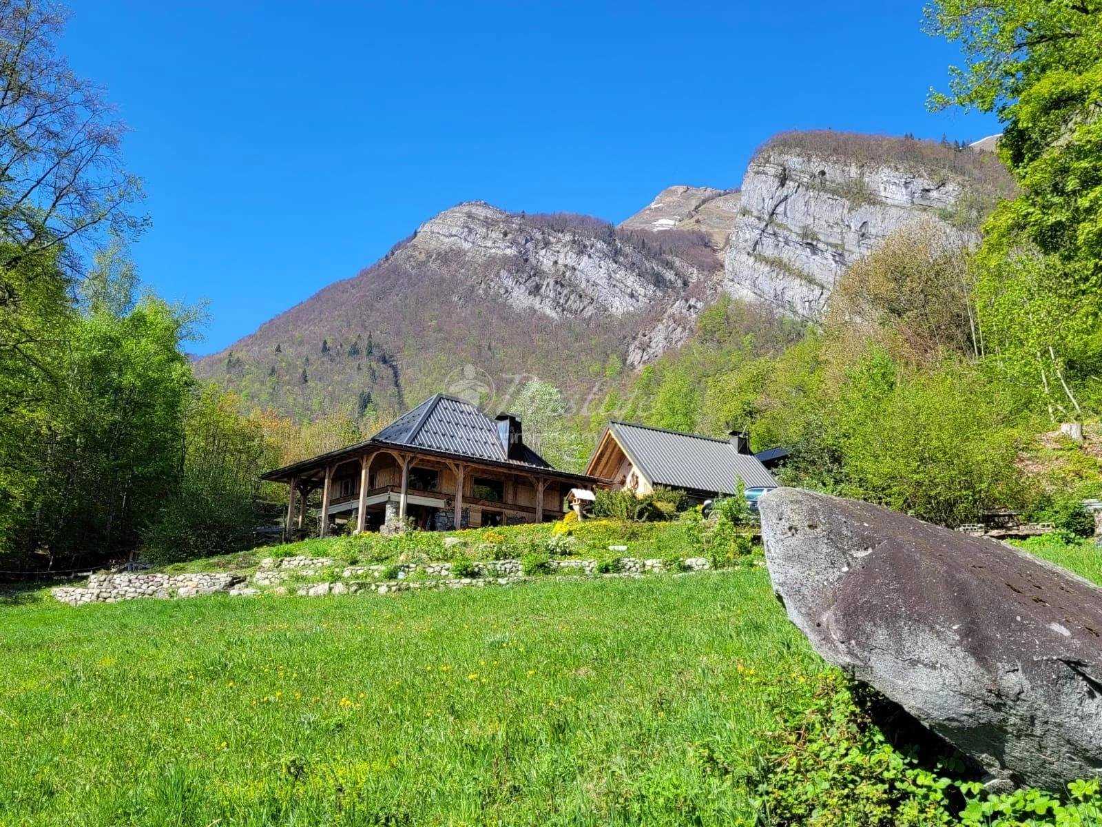House in Les Allues, Savoie 11507539