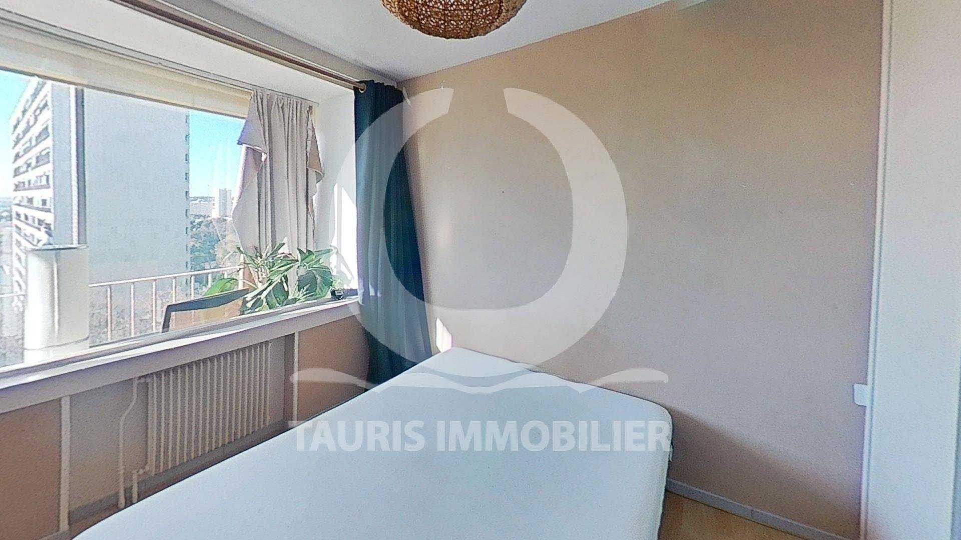 Condominium in La Seigneurerie, Provence-Alpes-Cote d'Azur 11507546