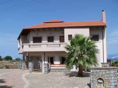 жилой дом в Агиос Николаос, Крити 11508748
