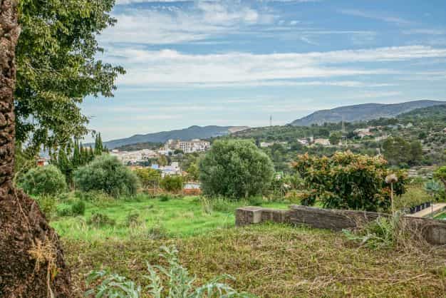Land in Gata de Gorgos, Comunidad Valenciana 11509443