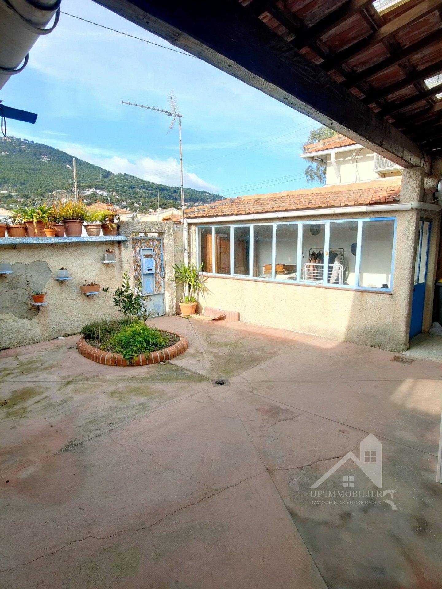 Casa nel Tolone, Provenza-Alpi-Costa Azzurra 11509570