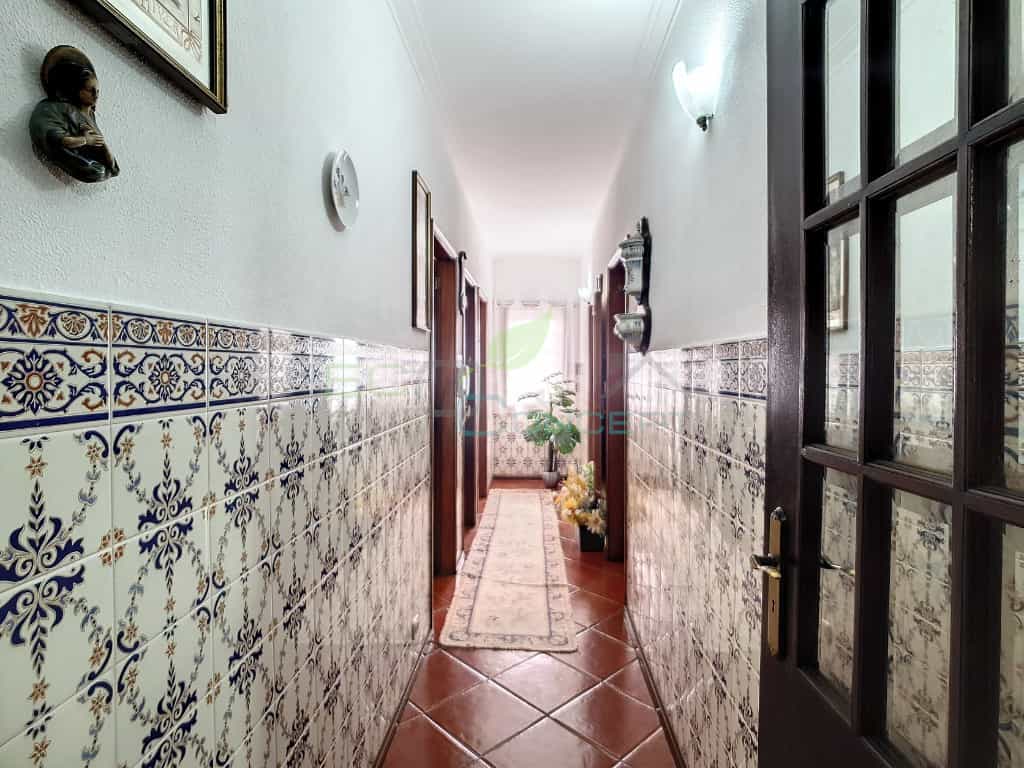 بيت في Espinho, Aveiro District 11509966