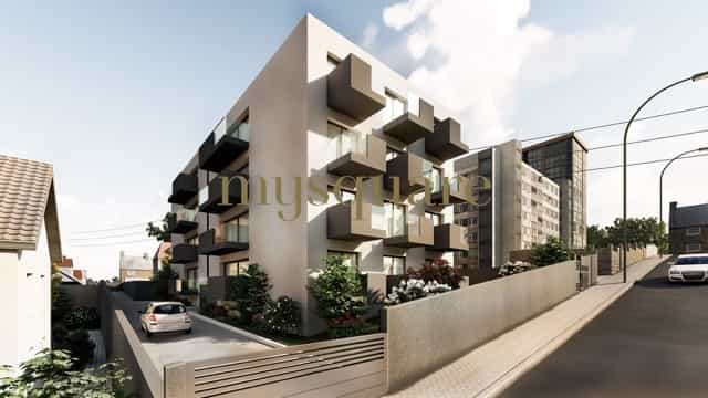 Condominium in Vila Nova de Gaia, Porto 11510084