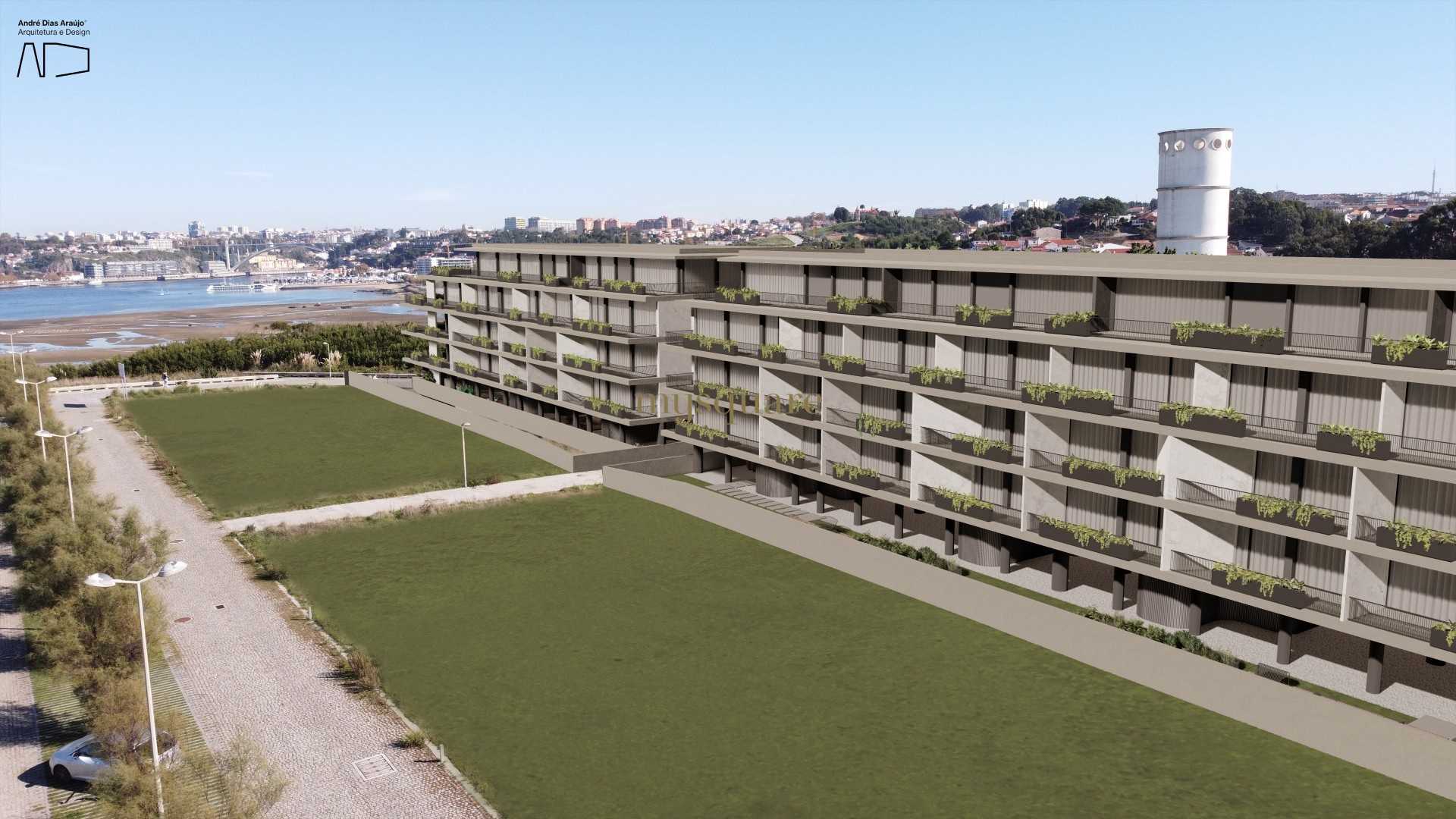 Condominium in Vila Nova de Gaia, Porto District 11510147