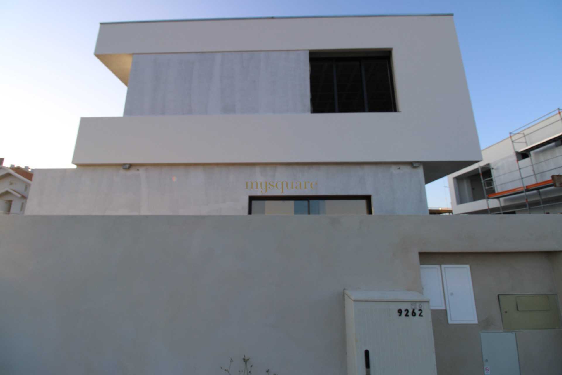 Hus i São Félix da Marinha, Porto District 11510172