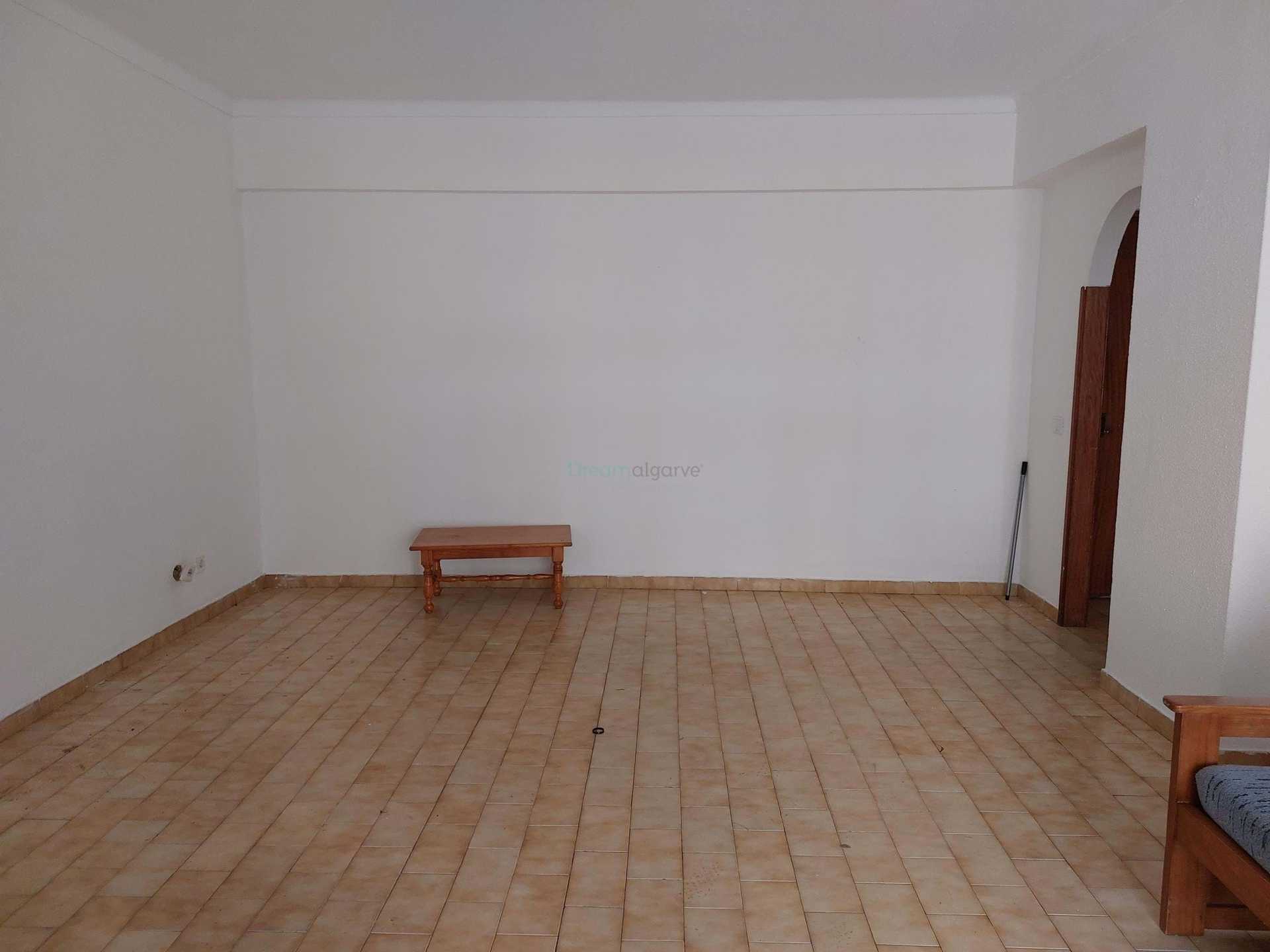 Condominium in Rocha, Faro 11510630