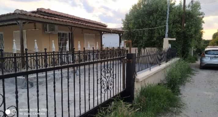 House in Nea Flogita, Kentriki Makedonia 11511055