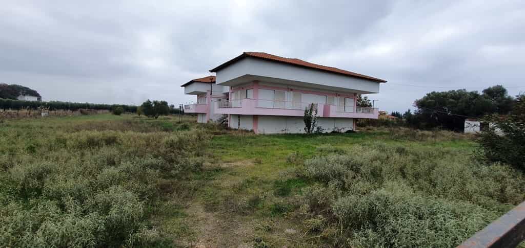 House in Nea Flogita, Kentriki Makedonia 11511086