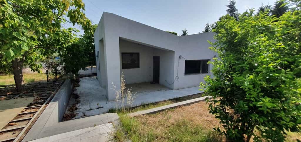 rumah dalam Agios Mamas,  11511128