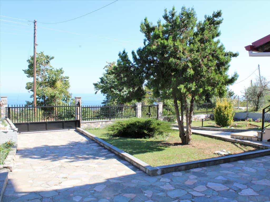 House in Litochoro, Kentriki Makedonia 11511232