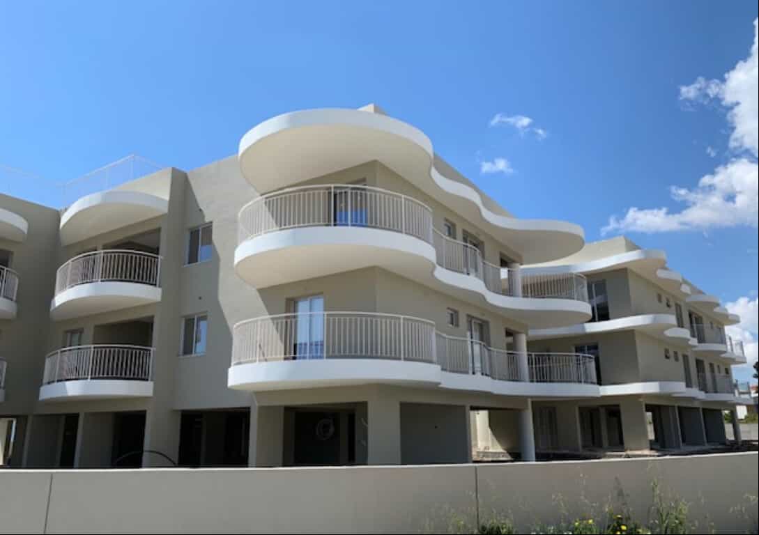Condominium in Meneou, Larnaka 11511237