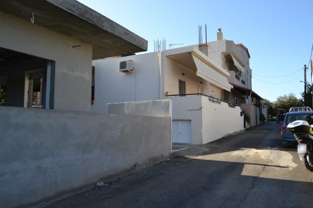 House in Agioi Theodoroi, Kriti 11511409