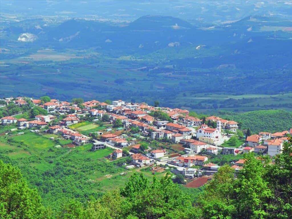Tierra en Elatochori, Kentriki Macedonia 11511425